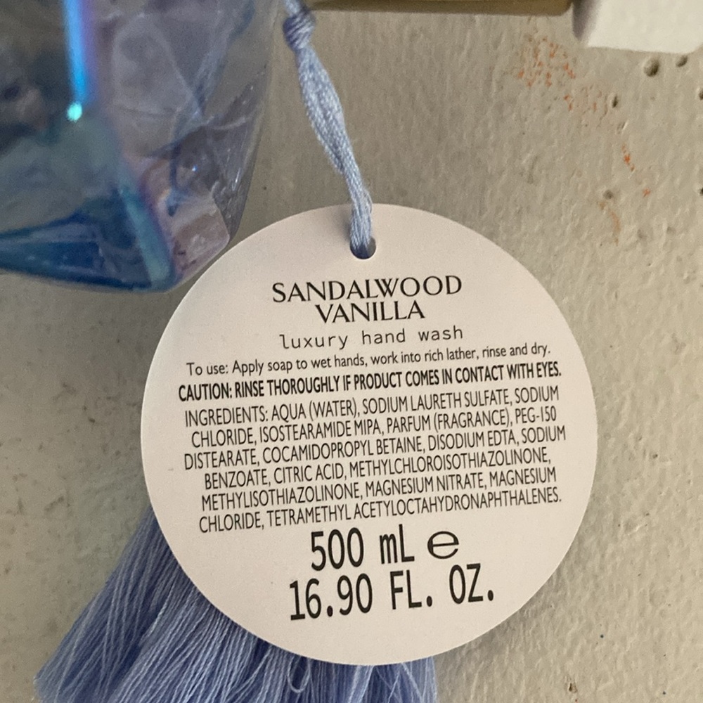 HP NWT-2 Blue Iridescent Diamond Glass Luxury Hand Soap Pumps Sandalwood Vanilla - Picture 17 of 17